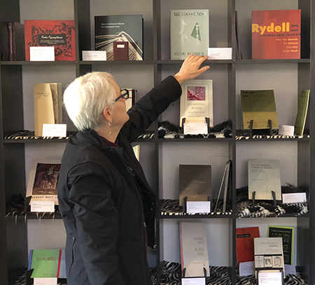 Felicia Rice with her books at Felix Kulpa Gallery in 2018